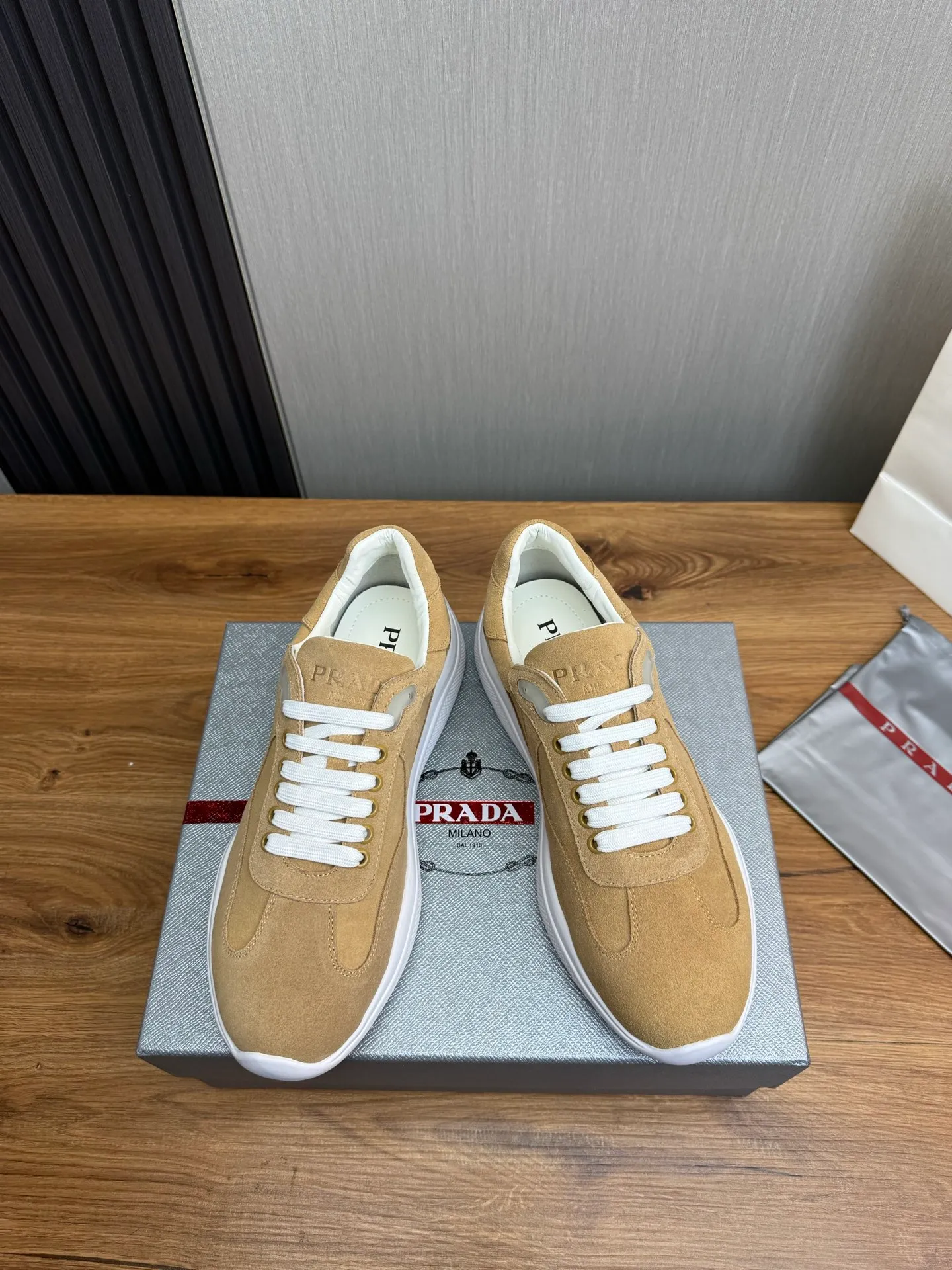 Men's shoes 💰540💰 [PRADA] Men's shoes are popular in the counter, official website is synchronized, 1 high-quality shipment ✔️Original frosted cowhide + cowhide lining, 1🆚1 replica, original sole, 38-45 (45 customized, non-refundable)